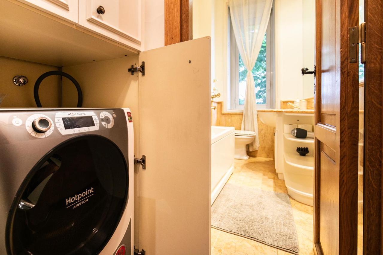 Klimt - Jacuzzi 5 Star - Luxury Design Apartment Mailand Exterior foto