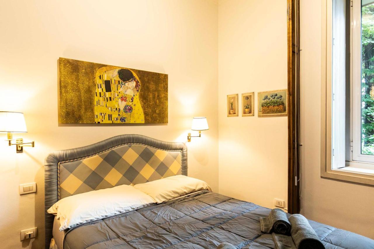 Klimt - Jacuzzi 5 Star - Luxury Design Apartment Mailand Exterior foto