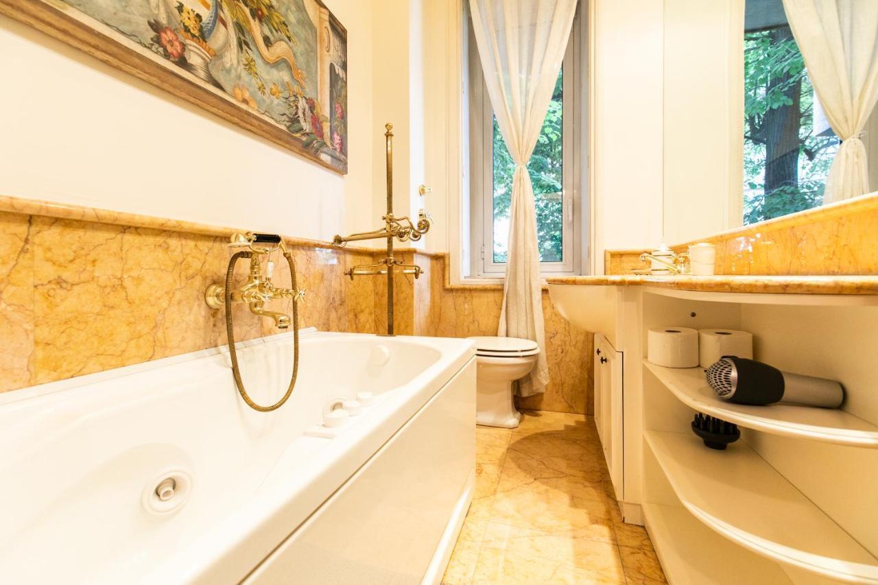 Klimt - Jacuzzi 5 Star - Luxury Design Apartment Mailand Exterior foto